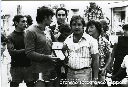 Masino-De-Paspuale-premiazione-S.Filippo-del-Mela-1978